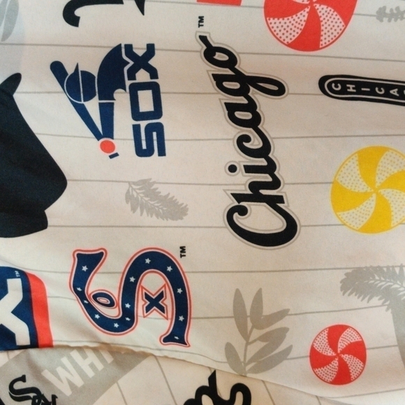 White Sox Shirt XL button down Hawaiian - Picture 4 of 5